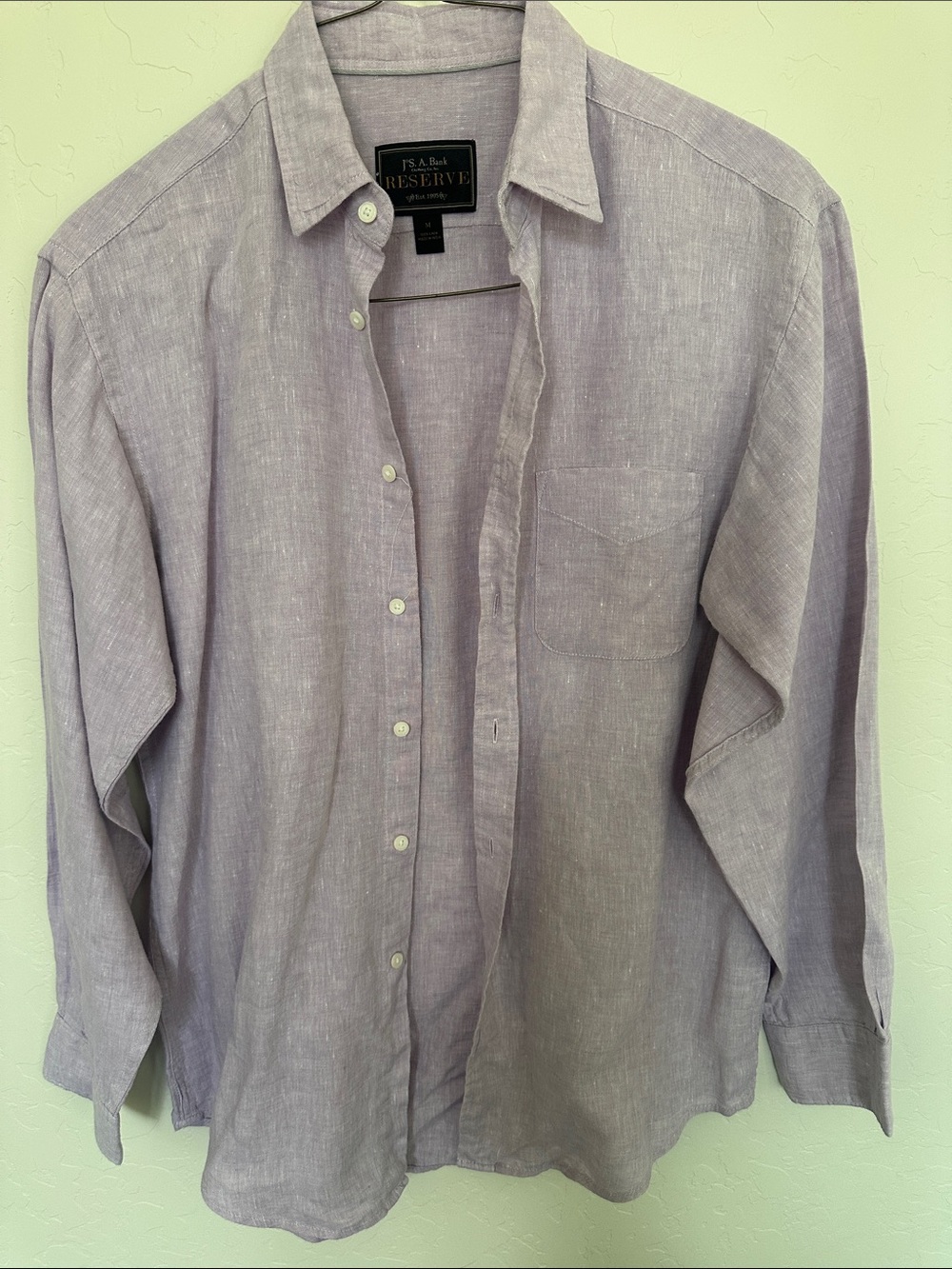 Jos. A. Bank Men’s Lavender Button-Down Linen Shirt